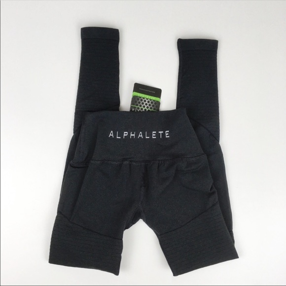 SOLD 🚫 Alphalete Revival Leggings Size S - Picture 2 of 2